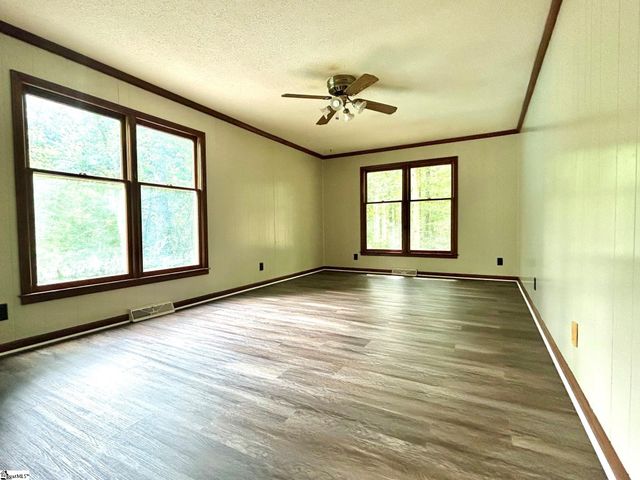 108 Pale Moon Drive, Pelzer, SC 29669