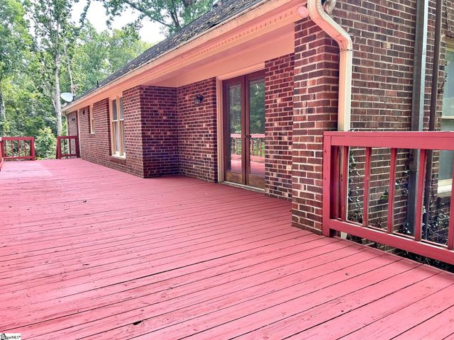 108 Pale Moon Drive, Pelzer, SC 29669