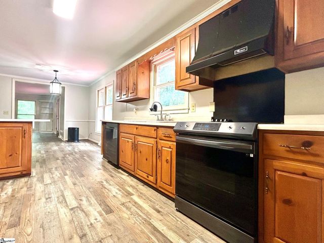 108 Pale Moon Drive, Pelzer, SC 29669