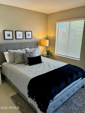 1723 E PALM BEACH Drive, Chandler, AZ 85249