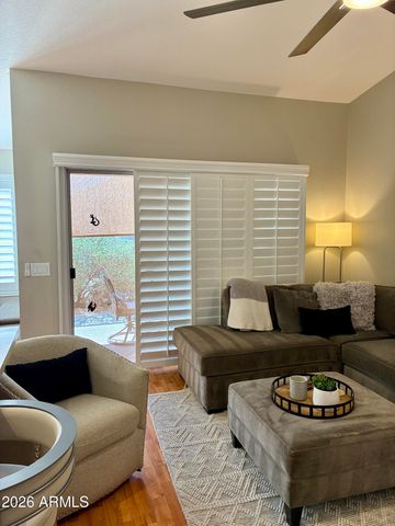 1723 E PALM BEACH Drive, Chandler, AZ 85249