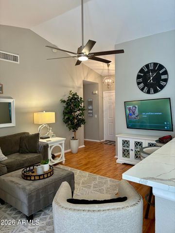 1723 E PALM BEACH Drive, Chandler, AZ 85249