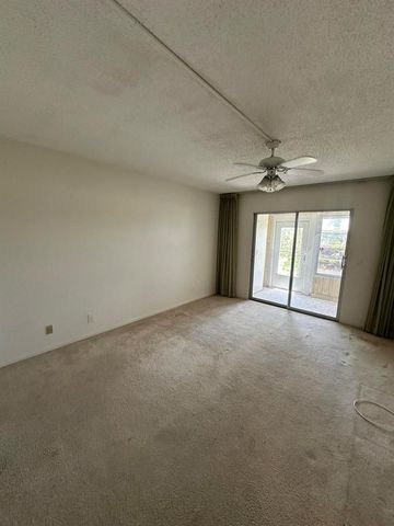 103 Greenbrier C, West Palm Beach, FL 33417