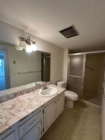 103 Greenbrier C, West Palm Beach, FL 33417