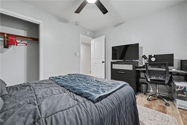 3804 Shadybrook Lane, Lawrence, KS 66047