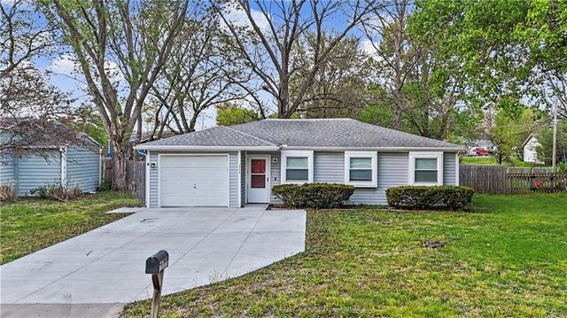 3804 Shadybrook Lane, Lawrence, KS 66047