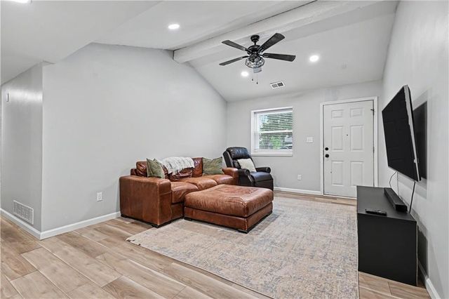 3804 Shadybrook Lane, Lawrence, KS 66047