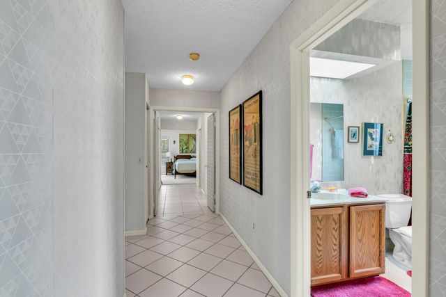 2660 Riviera Drive, Delray Beach, FL 33445