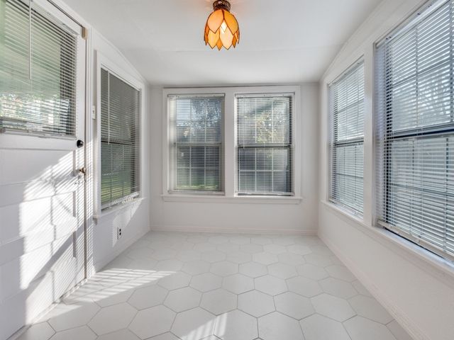 6022 Morningside Avenue, Dallas, TX 75206