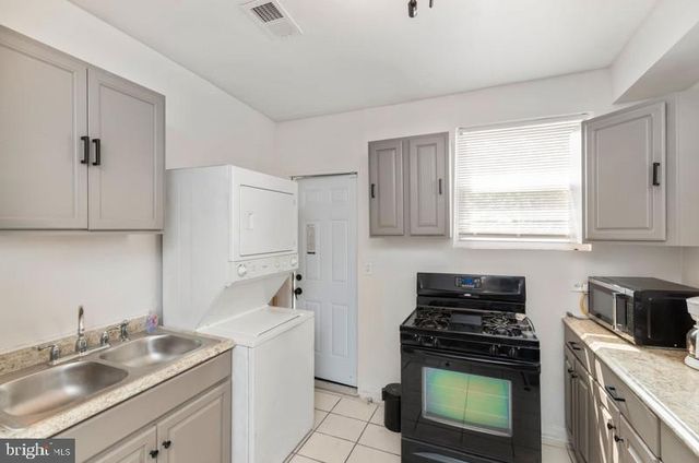 2627 CECIL AVE, Baltimore, MD 21218