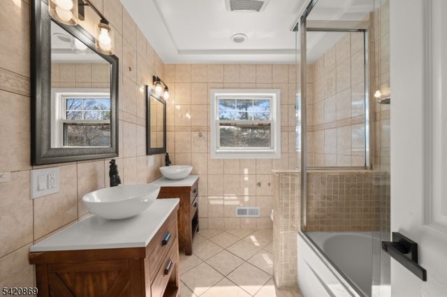 181 Haddenfield Rd, Clifton City, NJ 07013