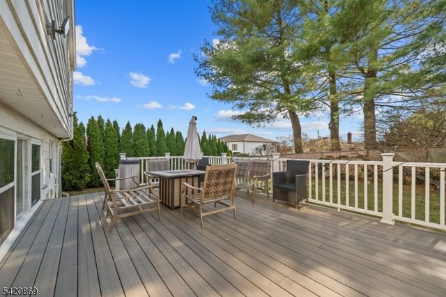 181 Haddenfield Rd, Clifton City, NJ 07013