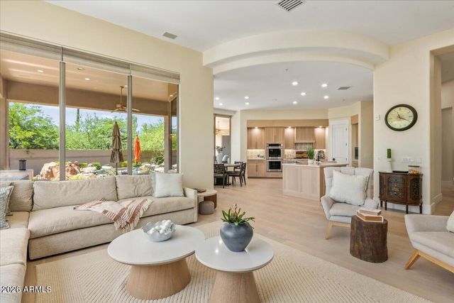 27070 N 73rd street Street, Scottsdale, AZ 85266