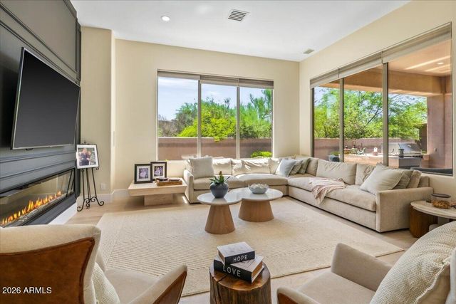27070 N 73rd street Street, Scottsdale, AZ 85266