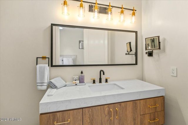 27070 N 73rd street Street, Scottsdale, AZ 85266