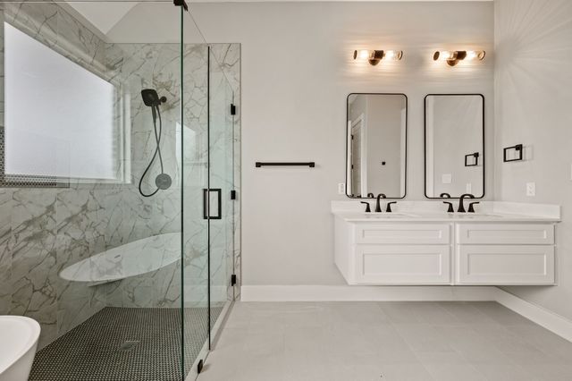 806 N Avenue E, Springtown, TX 76082