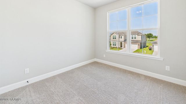 108 Belle Lake Drive, Lafayette, LA 70506