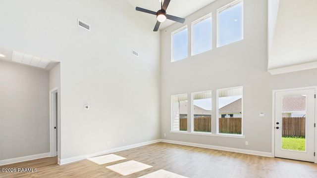 108 Belle Lake Drive, Lafayette, LA 70506