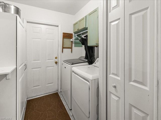 1209 NW 25th PL, Cape Coral, FL 33993