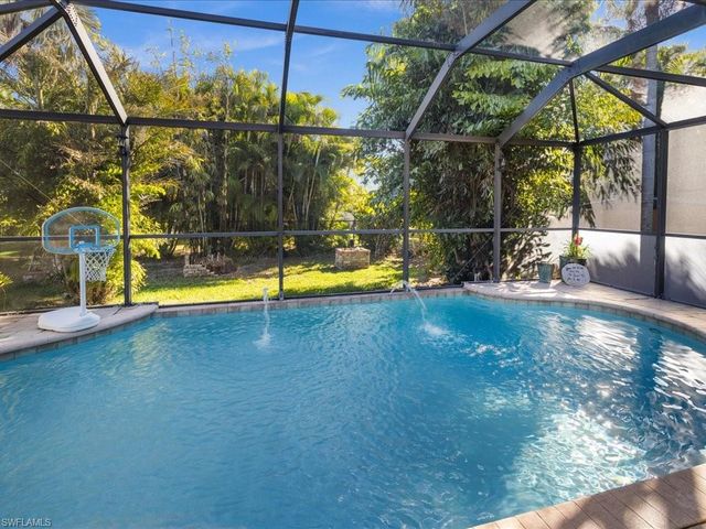 1209 NW 25th PL, Cape Coral, FL 33993