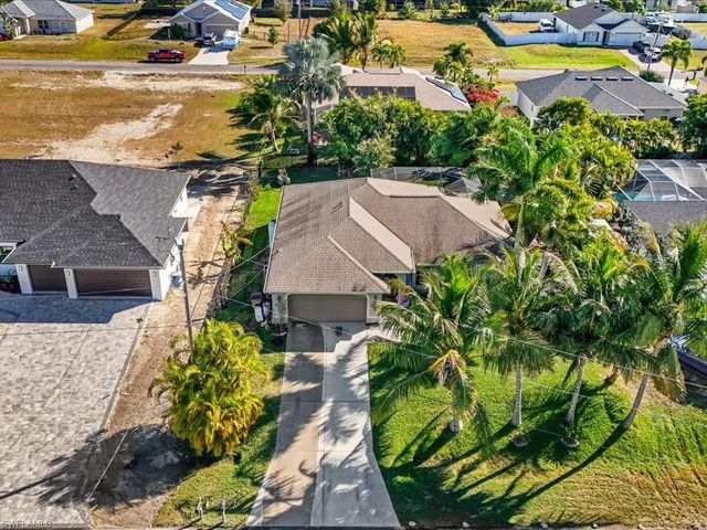 1209 NW 25th PL, Cape Coral, FL 33993