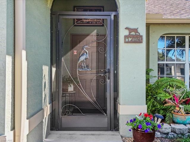 1209 NW 25th PL, Cape Coral, FL 33993