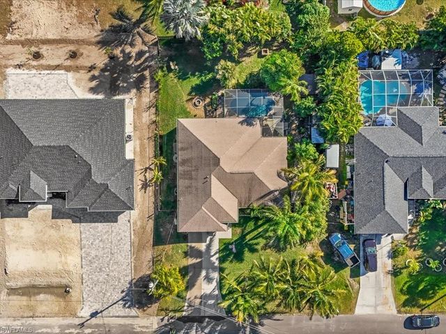 1209 NW 25th PL, Cape Coral, FL 33993