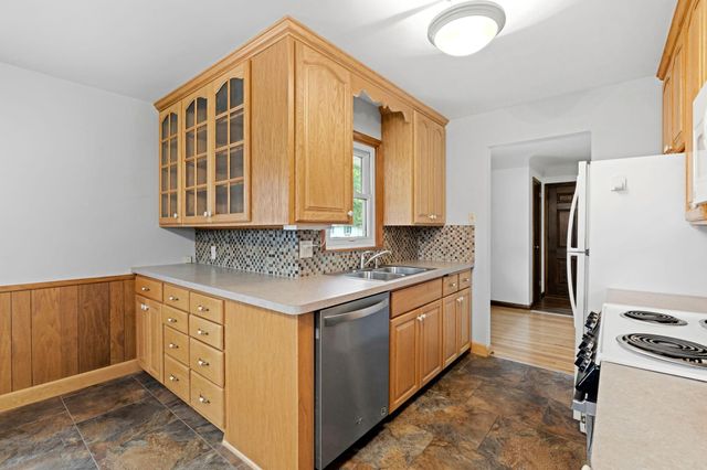 7027 13th Avenue S, Richfield, MN 55423