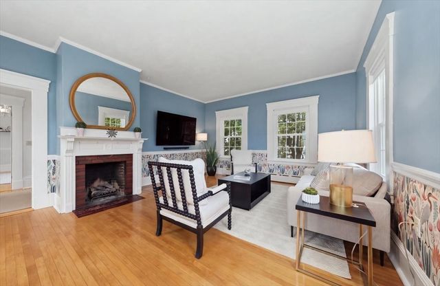 383 Pond Street, Weymouth, MA 02190