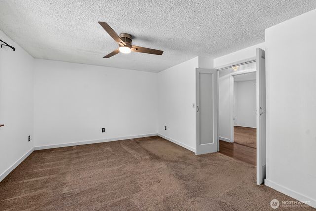 71 NE Rainier Place N, Belfair, WA 98528
