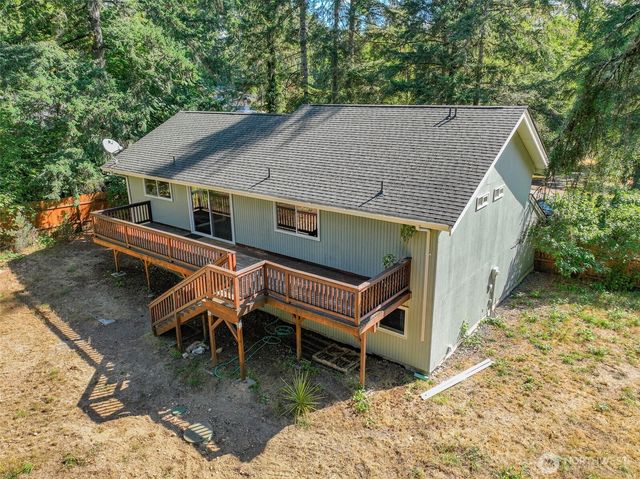 71 NE Rainier Place N, Belfair, WA 98528