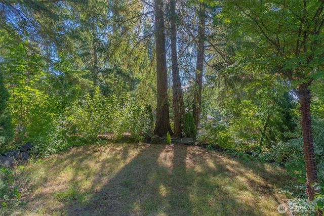 71 NE Rainier Place N, Belfair, WA 98528