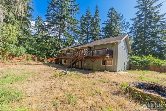71 NE Rainier Place N, Belfair, WA 98528