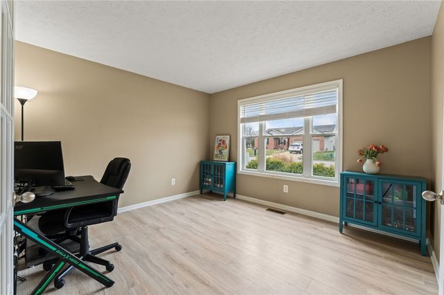 1371 Edinburgh Drive, Troy, OH 45373