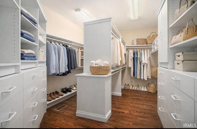 20870 N River Ridge Drive, Bristol, IN 46507