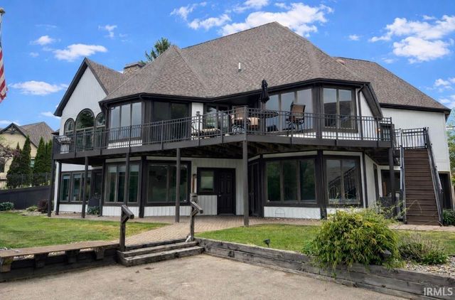 20870 N River Ridge Drive, Bristol, IN 46507