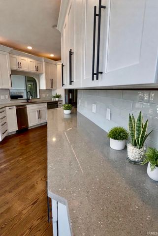 20870 N River Ridge Drive, Bristol, IN 46507