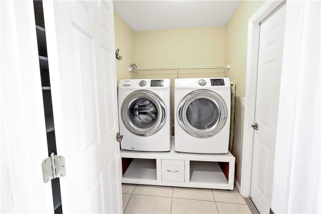 1375 Admirals Walk, Vero Beach, FL 32963