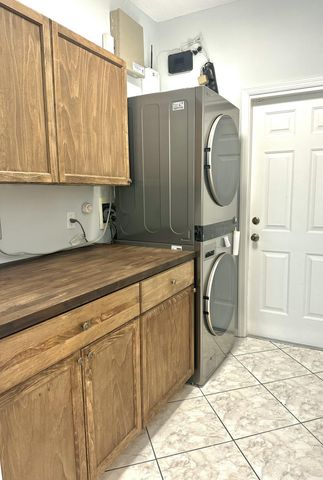 16595 93rd Road N, The Acreage, FL 33470