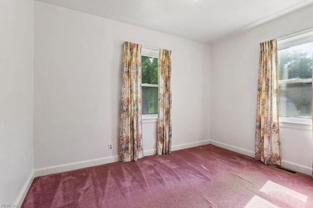 2209 Wintergreen DR, Chesapeake, VA 23323