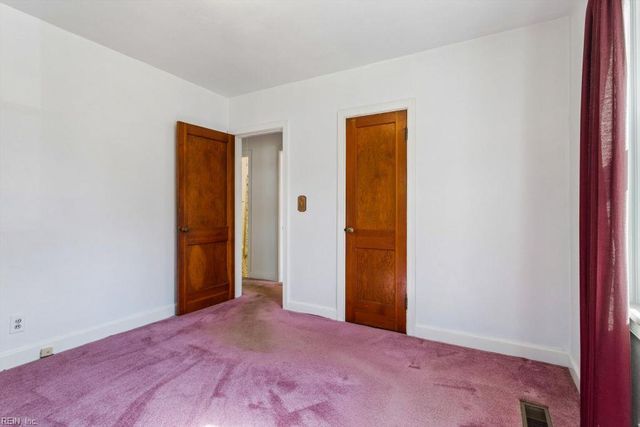 2209 Wintergreen DR, Chesapeake, VA 23323