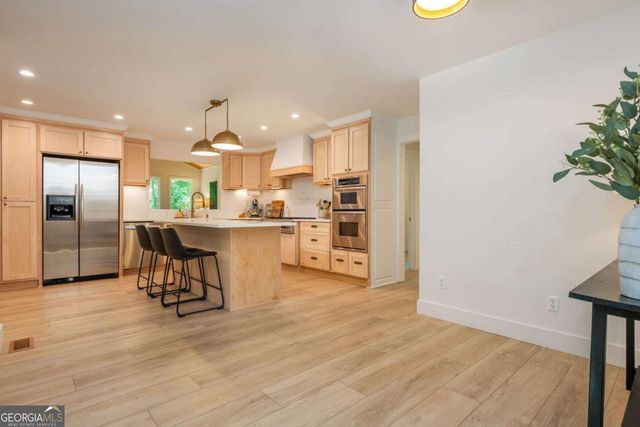 1307 Cobblestone Lane, Woodstock, GA 30189