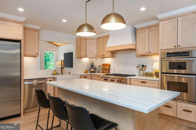 1307 Cobblestone Lane, Woodstock, GA 30189