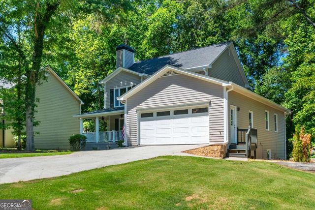 1307 Cobblestone Lane, Woodstock, GA 30189