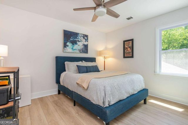 1307 Cobblestone Lane, Woodstock, GA 30189