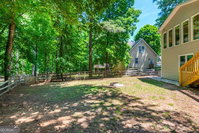 1307 Cobblestone Lane, Woodstock, GA 30189