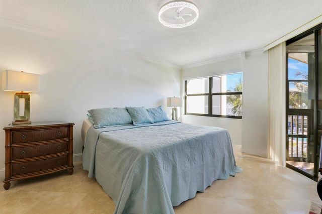 235 Bay Colony Drive N, Juno Beach, FL 33408
