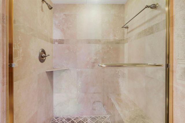 235 Bay Colony Drive N, Juno Beach, FL 33408