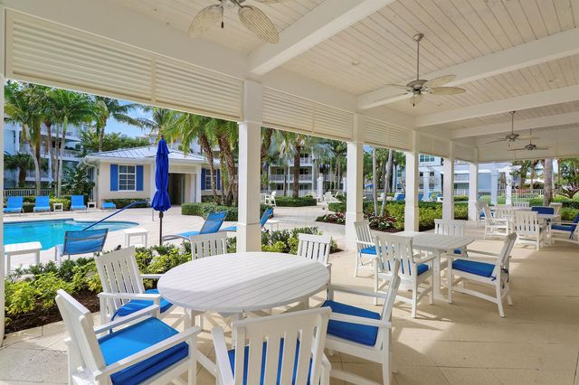 235 Bay Colony Drive N, Juno Beach, FL 33408