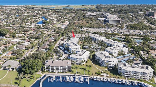 235 Bay Colony Drive N, Juno Beach, FL 33408